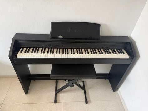 פסנתר Casio Privia px750