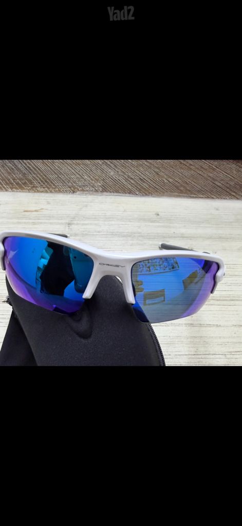 משקפי שמש Oakley