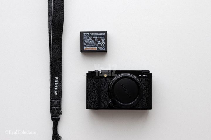 Fujifilm X-M5 מצלמת