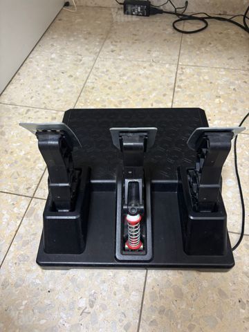 הגה מרוצים Thrustmaster T248