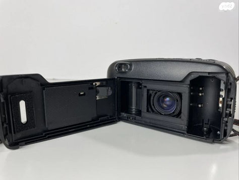 מצלמת פילם Nikon