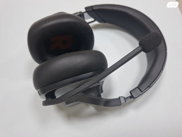 אוזניות JBL Quantum 800
