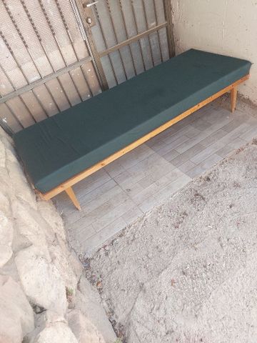 מיטת יחיד