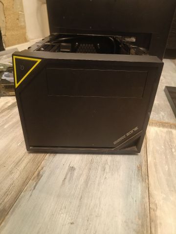 מערז c10 itx shark zone