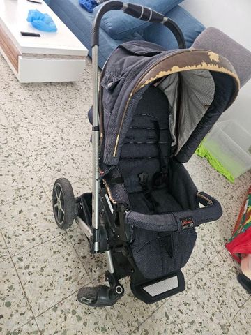 עגלת תינוק