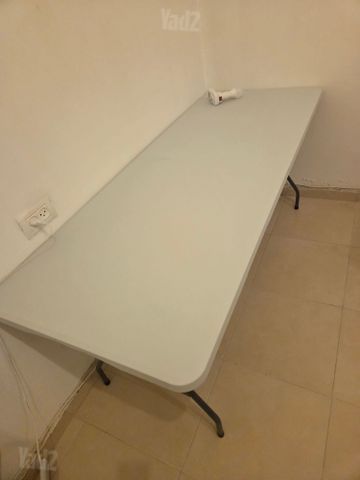 שולחן פלסטיק