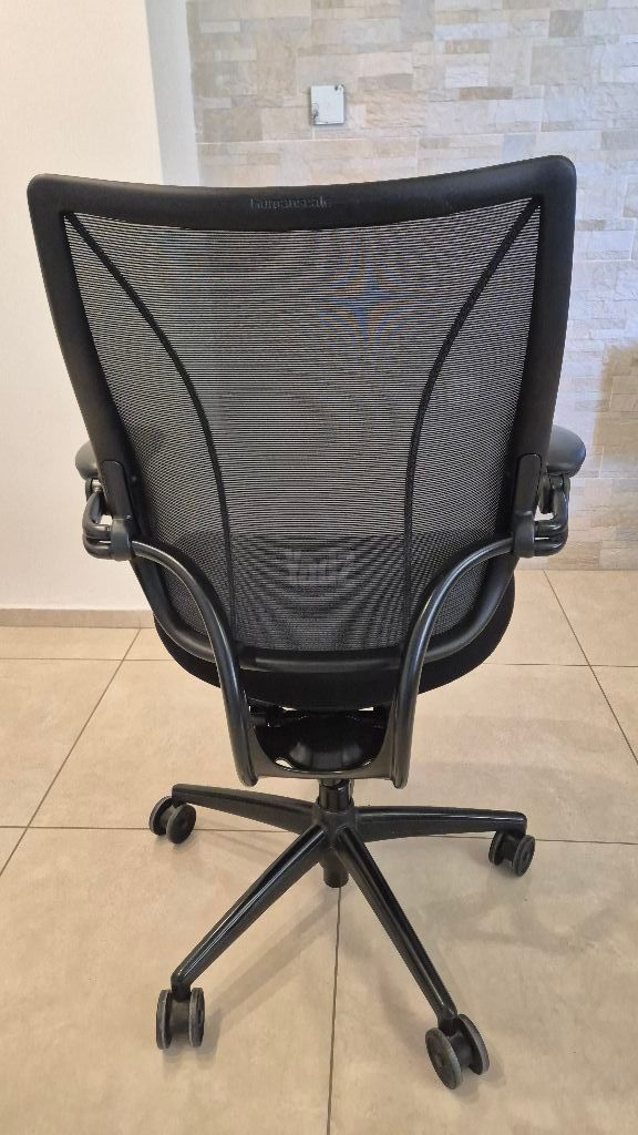 כסא humanscale liberty