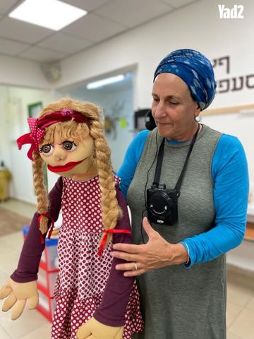 תיאטרון בובות למכירה