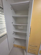 ארון בגדים