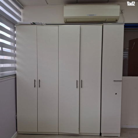 ארונות