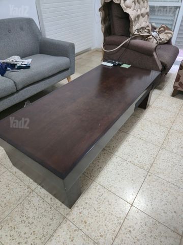 ריהוט ומקרר