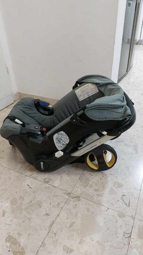 עגלת תינוק doona +