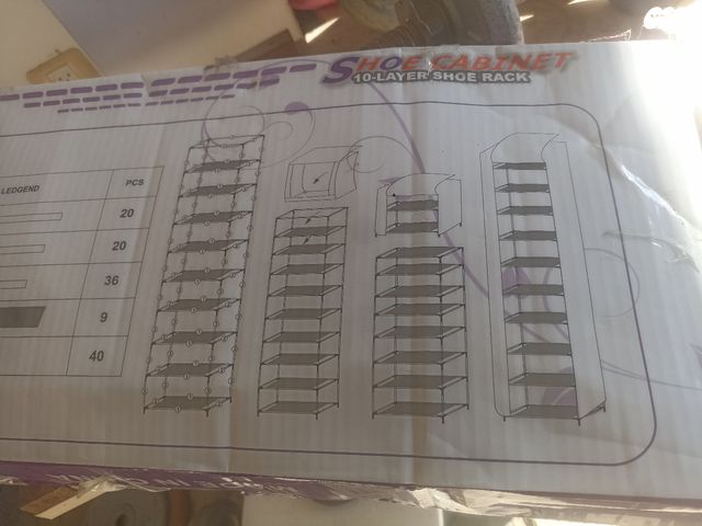 ארון מדפים לנעליים