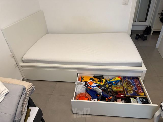 מיטה Ikea