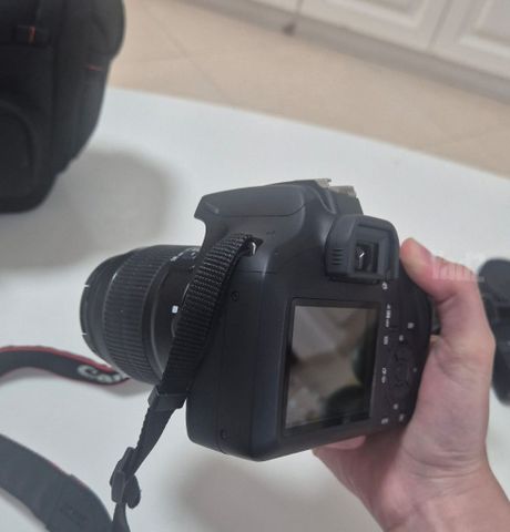מצלמת canon 4000d