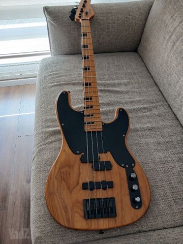 schecter model t bass
