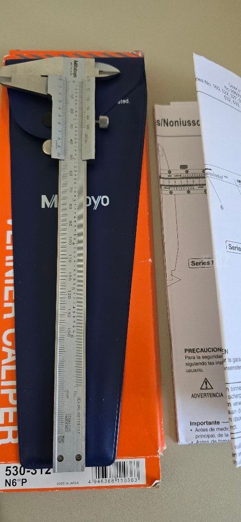 קליבר Mitutoyo יפן