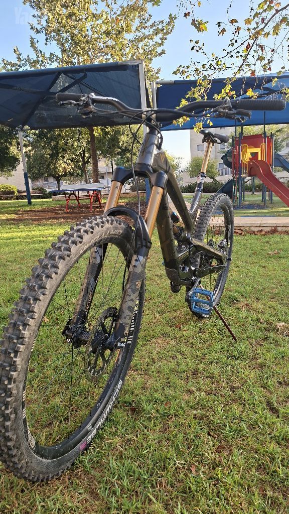 Yt Capra elite L 29