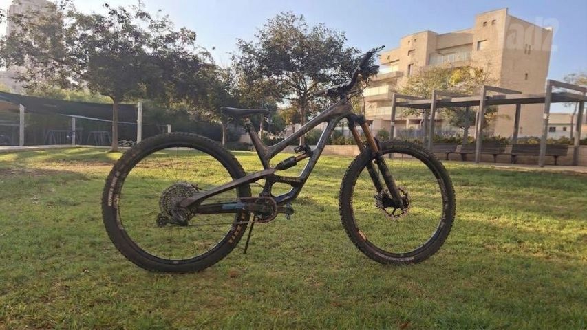 Yt Capra elite L 29