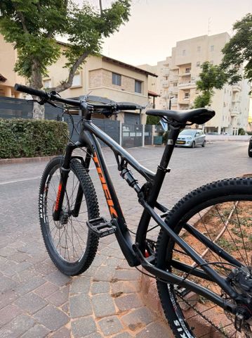 TREK SUPERFLY FS 7 29” M