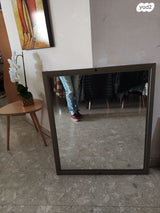 מראה לחדר או לאמבטיה