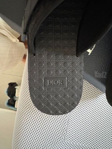 DIOR FLIP FLOP FOR MEN’s