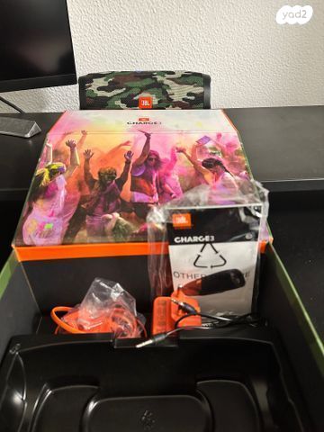 JBL CHARGE 3 במצב חדש