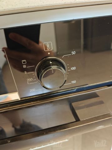תנור בוש Bosch שחור