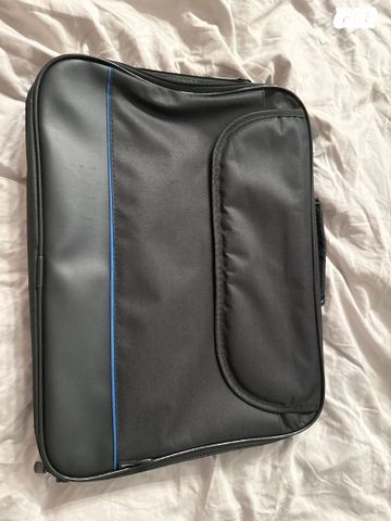 מחשב נייד של asus