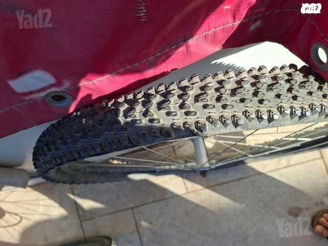 גלגל לאופניים 26