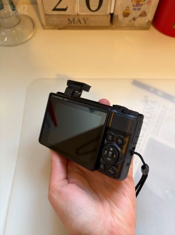 Canon SX740 HS