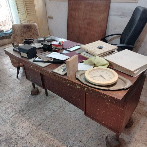 שולחן עתיק 250 ש"ח