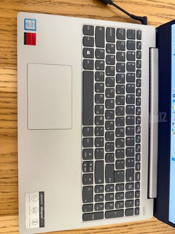 מחשב נייד LENOVO