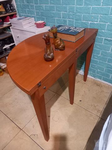 שולחן אוכל