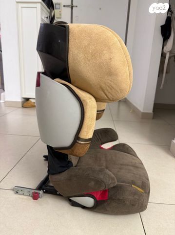בוסטר cybex