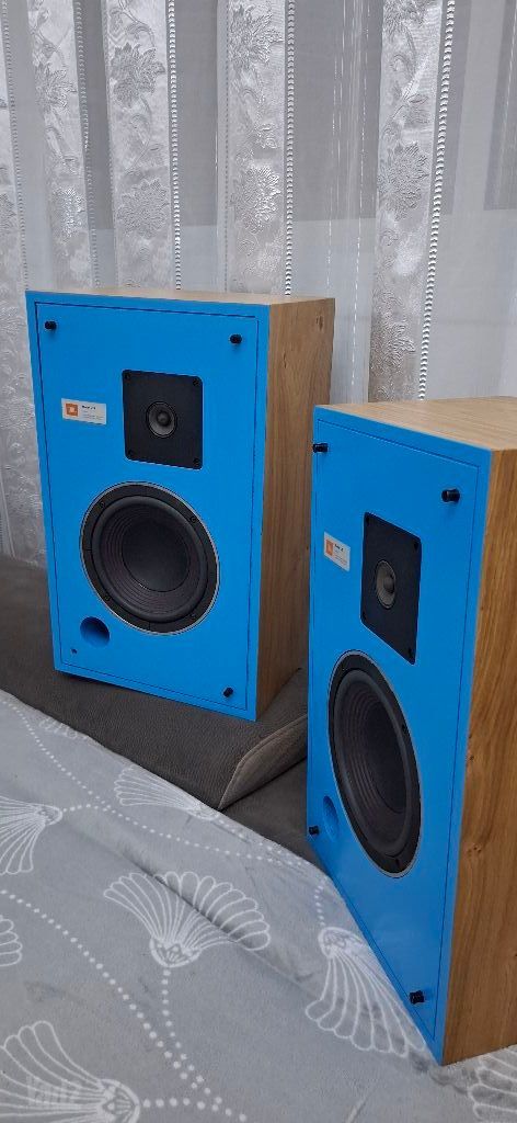 רמקולים JBL