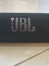 מגוון רמקולי JBL