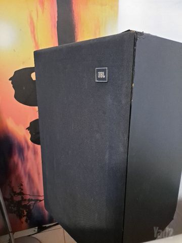רמקולים jbl tlx7