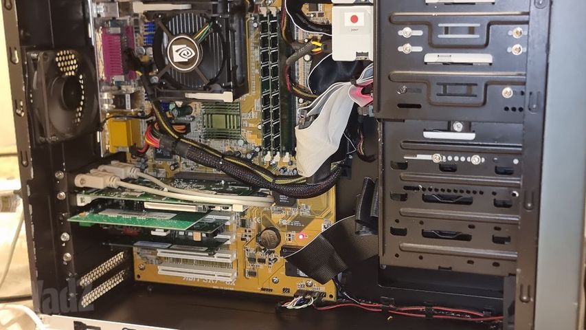 מחשב רטרו Pentium 4 WindowsXP