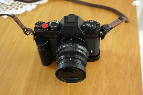 Fuji X-T10+Grip+23mm+35mm