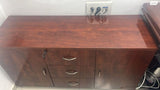 שולחן מנהל