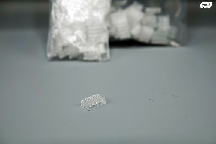 90 מחברי RJ45 CAT6