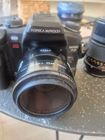 עדשת Minolta macro 50mm