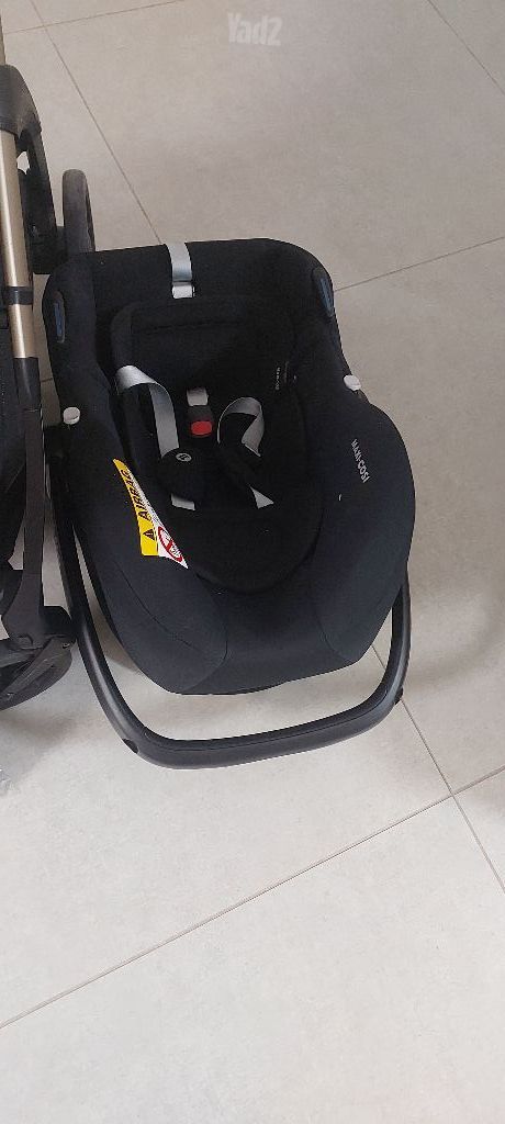 עגלת תיניוק