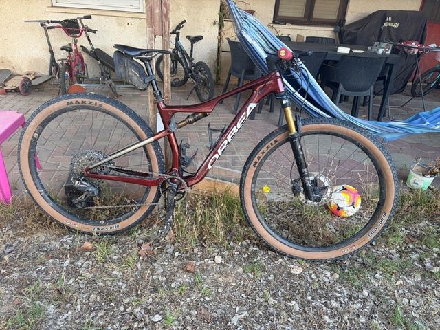 Orbea OIZ m Pro 22 m משודרגות