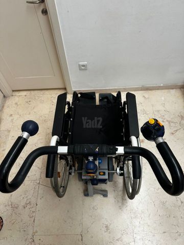 עגלת נכה