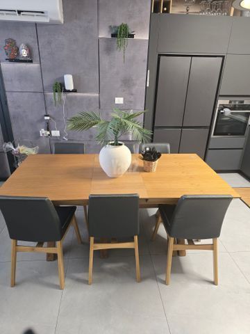 שולחן נפתח לענק+ 6 כסאות