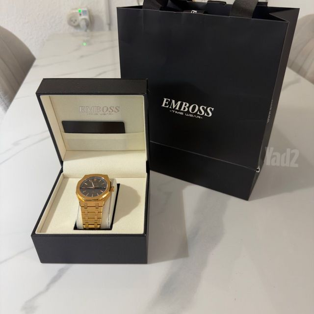 שעון יד לגבר emboss