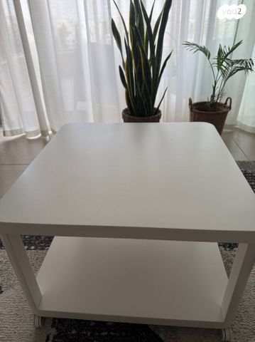 שולחן צד