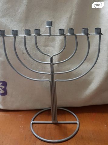 חנוכיוה שנות ה-60